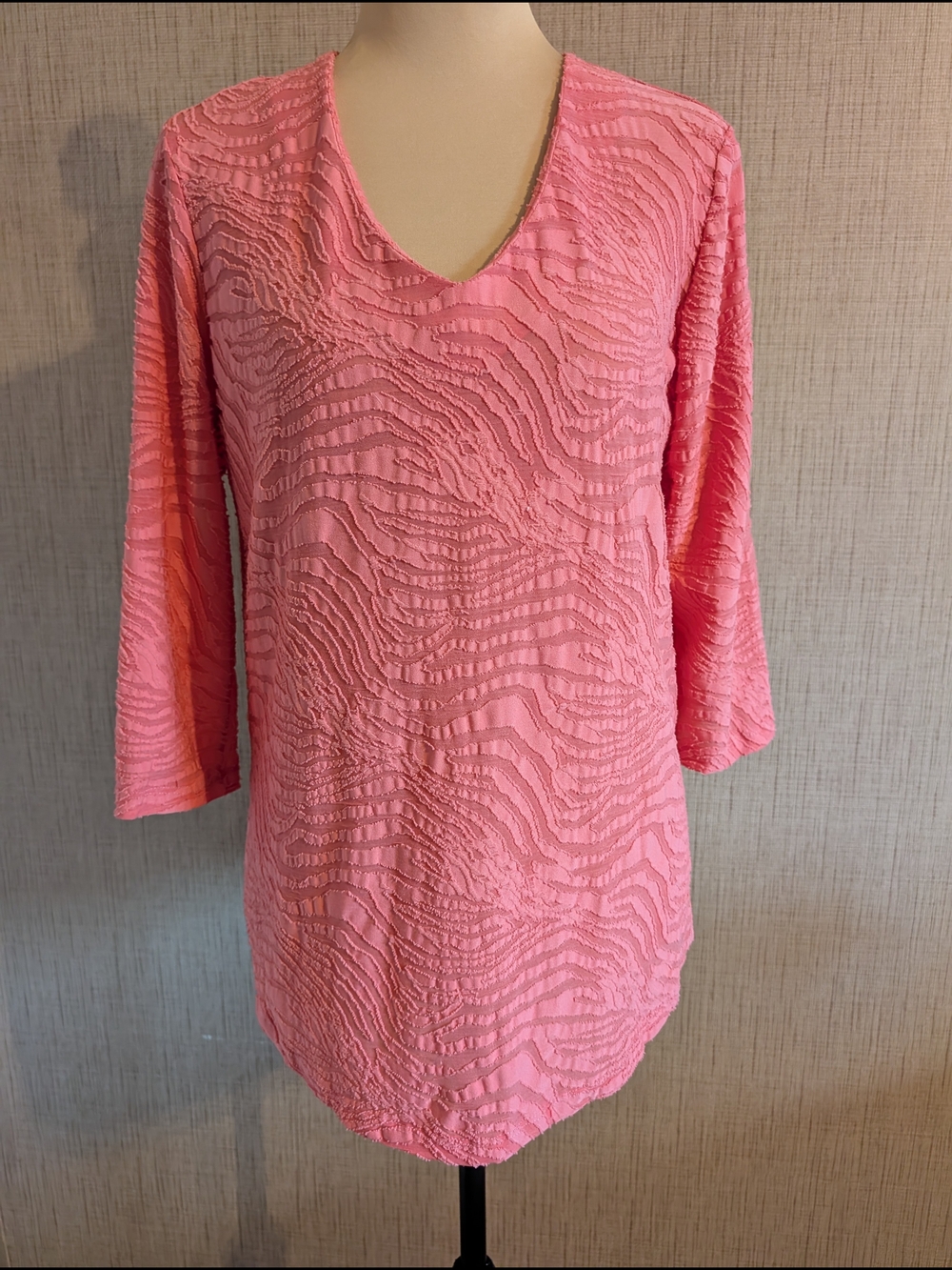 Women's Pink V-Neck Textured Tunic Top